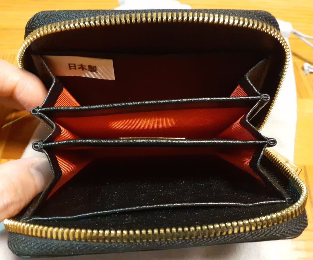 クロコダイル　財布　ペレリールッソ