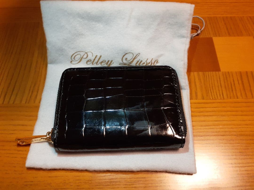 クロコダイル　財布　ペレリールッソ