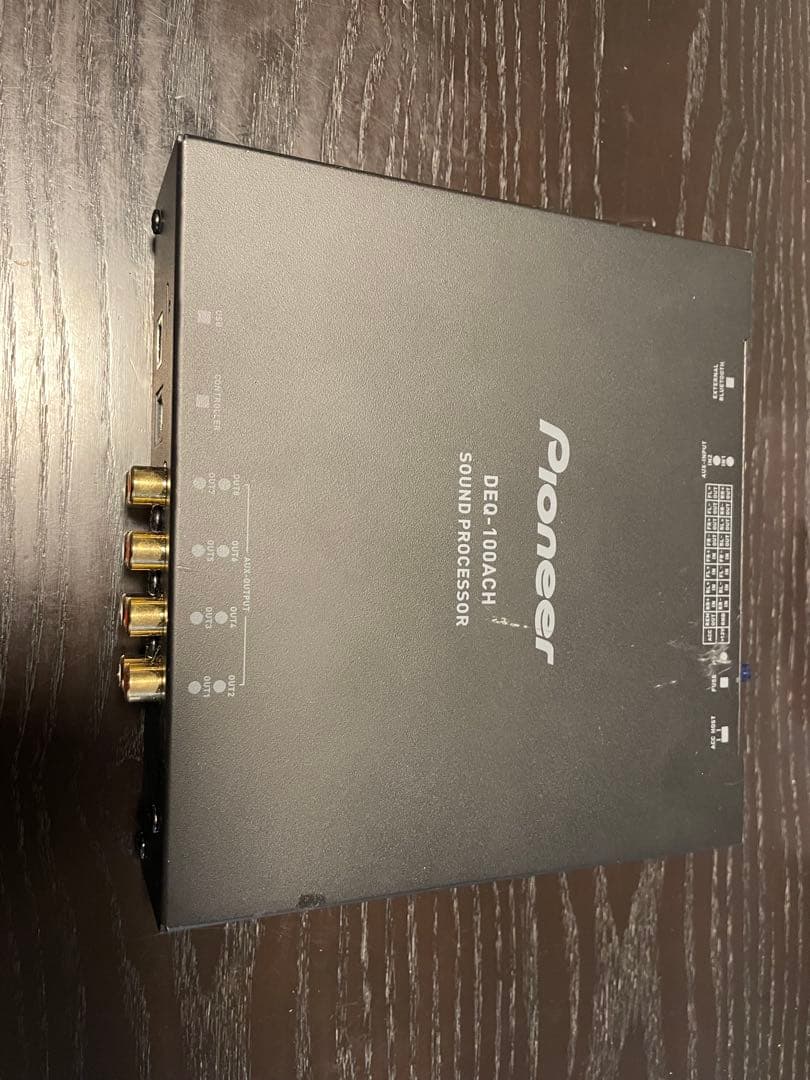 Pioneer DEQ-100ACH サウンドプロセッサー　DSP 4CH