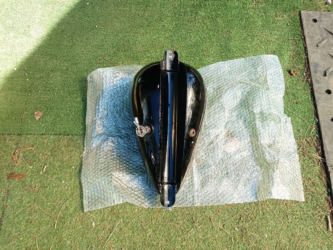 ハーレー　ピーナッツタンク