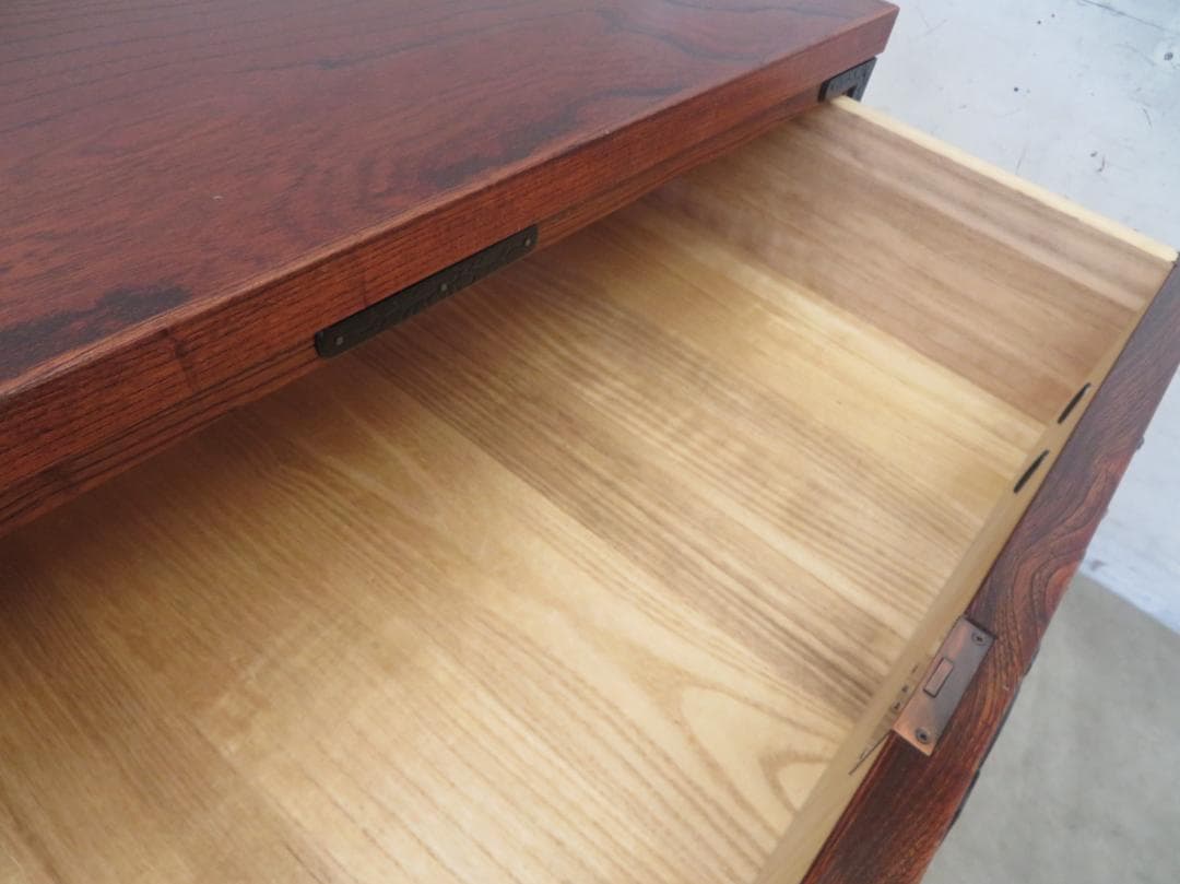 ■展示品■岩谷堂箪笥■伝統工芸品■拭漆■欅■整理箪笥■時代箪笥■5段■チェスト■