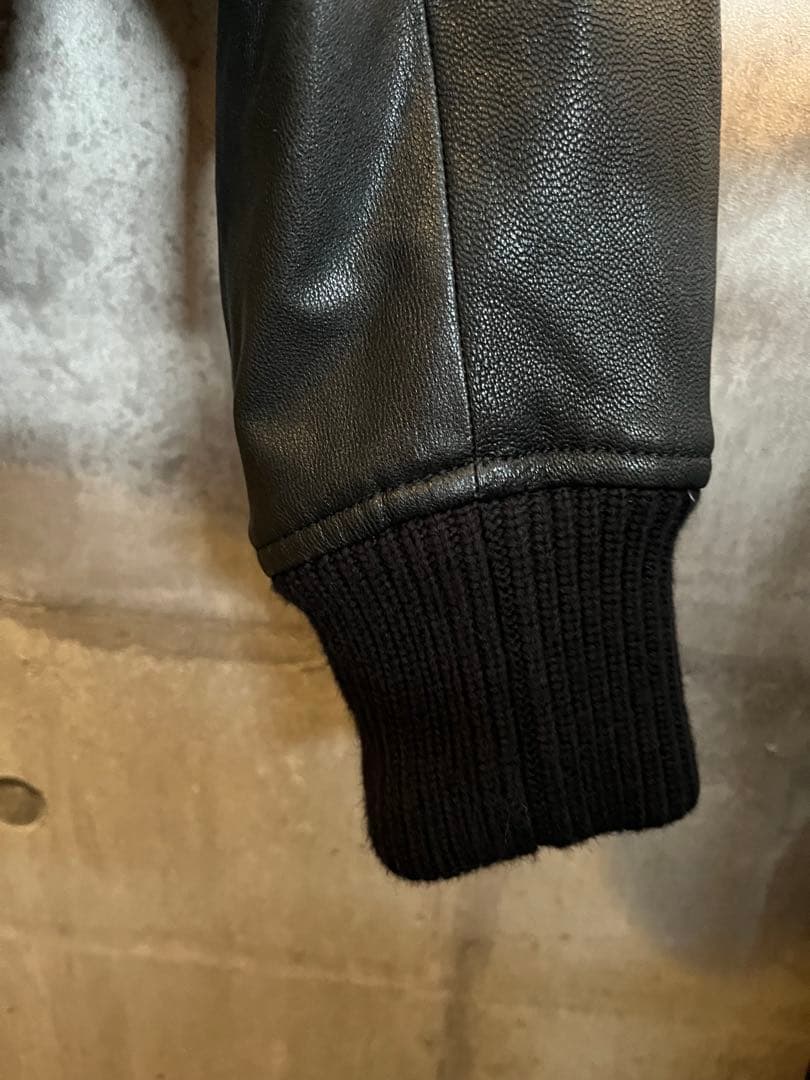 DIESEL　スタジャン