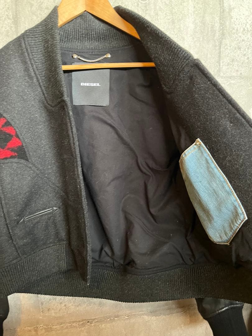 DIESEL　スタジャン