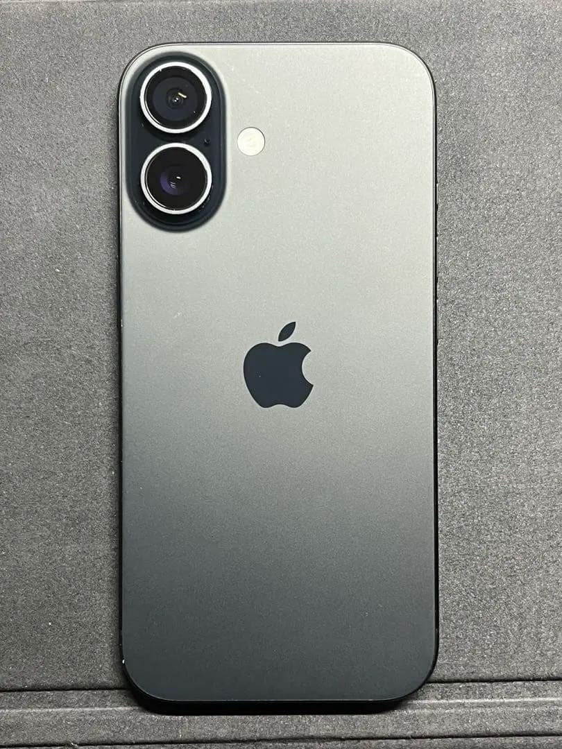 iPhone16 128GB ブラック　動作正常