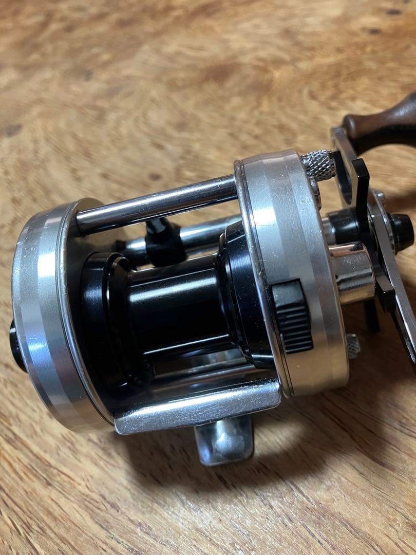 ABU アブ Ambassadeur 2500C アベイルAvailカスタム中古