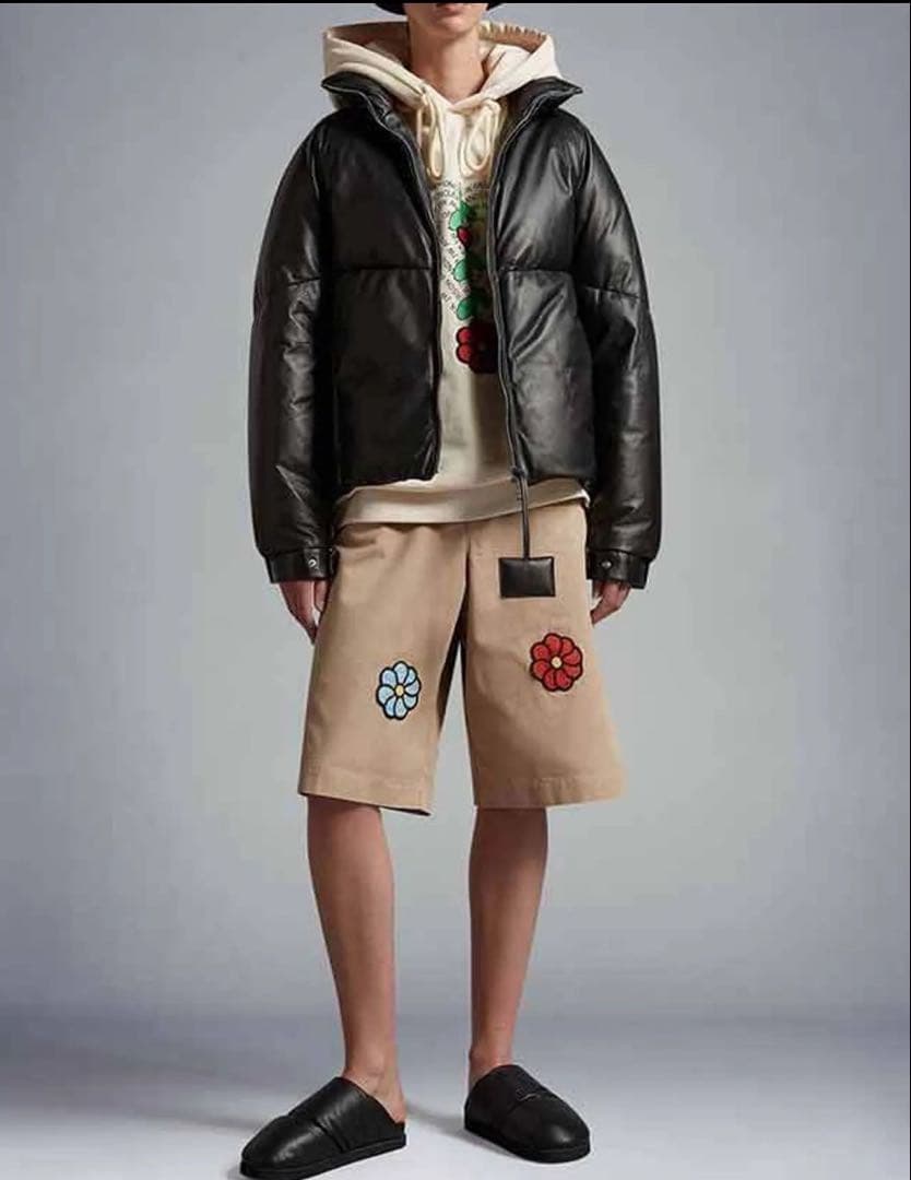 新品 モンクレール×JW ANDERSONマクラメフラワーショートパンツ S