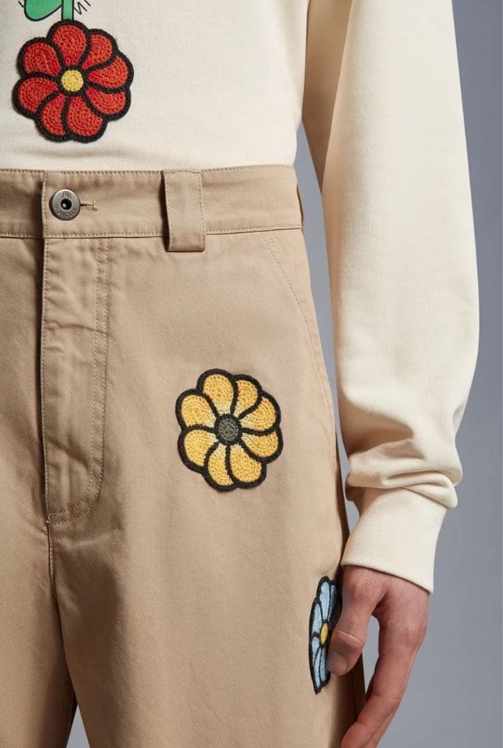 新品 モンクレール×JW ANDERSONマクラメフラワーショートパンツ S