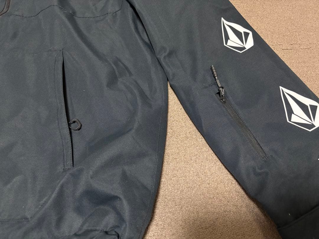 【中古美品】　Lサイズ VOLCOM ウェア上下セット ZIP-TECH