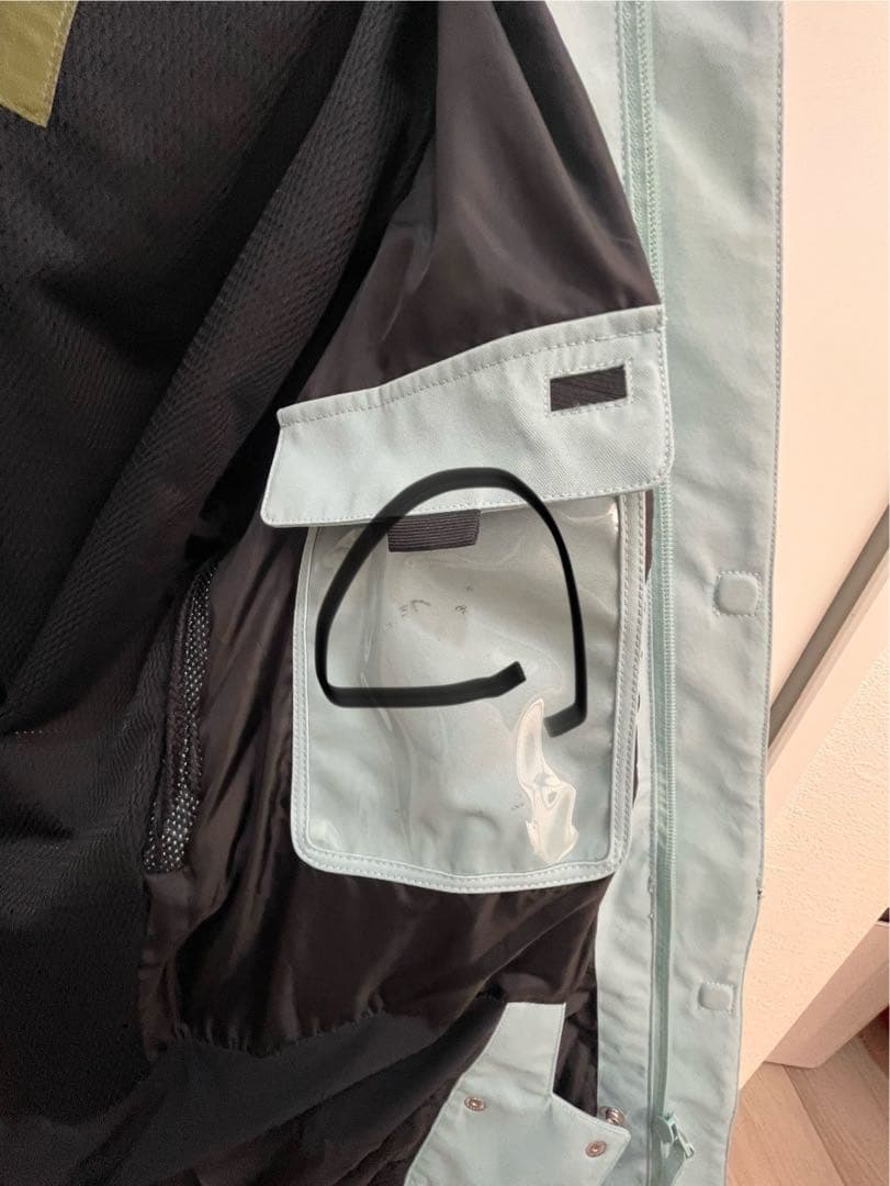 AA ダブルエー　スノーボードウェア