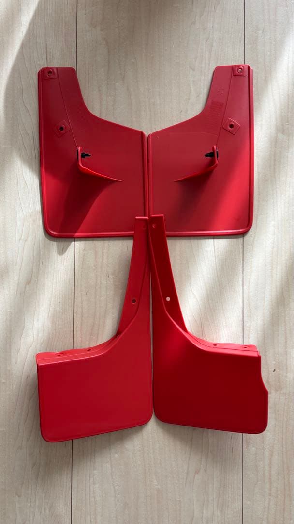 スズキ純正 マッドフラップセット レッド 72201-77R00-RD1