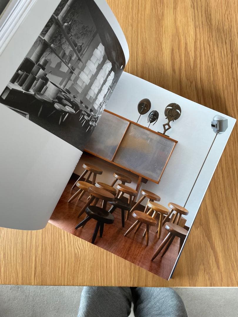 洋書 Living with Charlotte Perriand