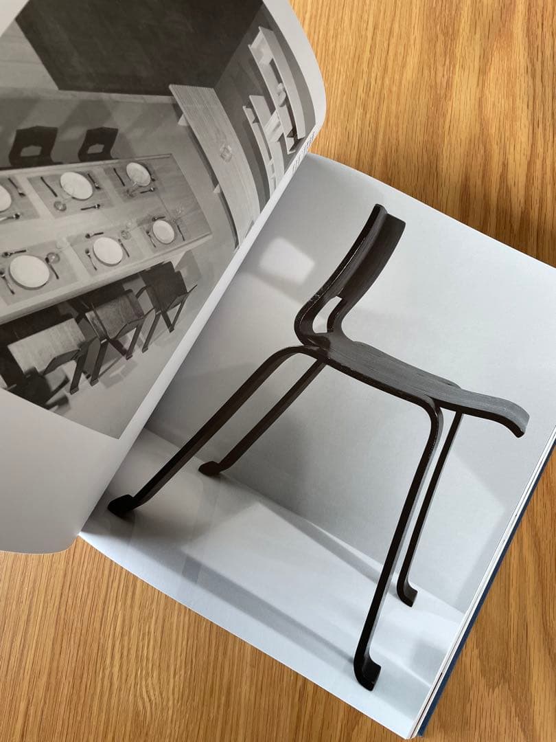 洋書 Living with Charlotte Perriand