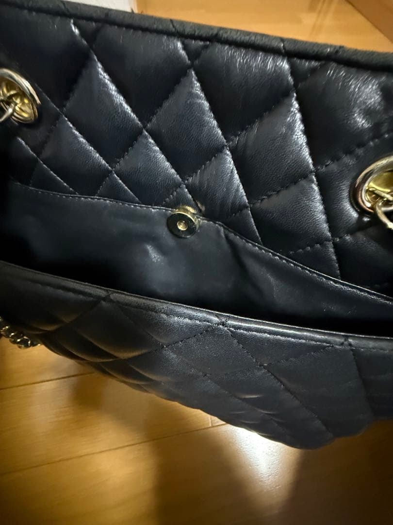 さ*ん様 CHANEL 黒 キルティング ショルダーバッグ