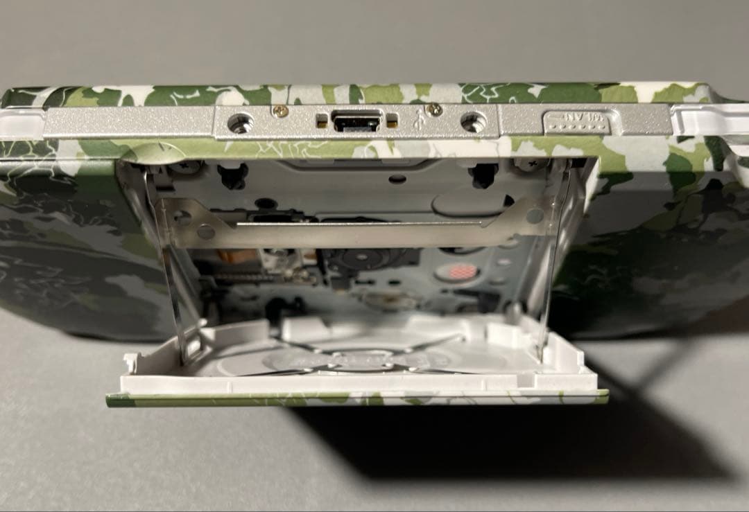 Nintendo Switch psp LGEARSOLID PEACE WALKER PP