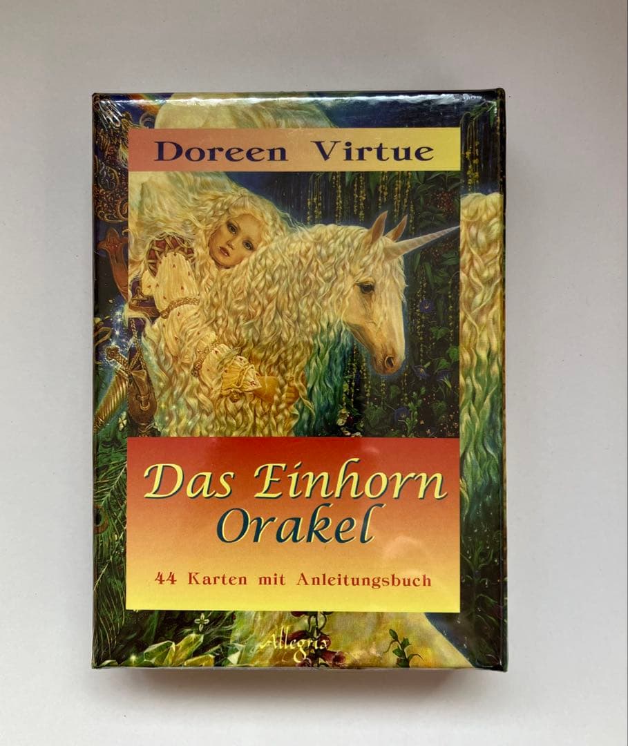 新品未開封 ユニコーンオラクルカード ドイツ語版 ドリーン・バーチュー