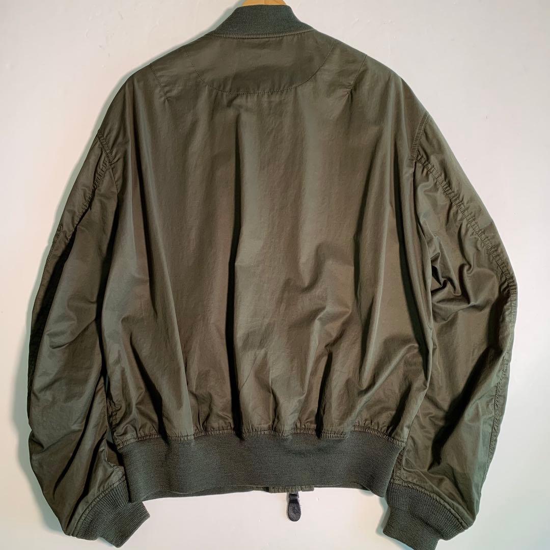 Name. オリーブ MA-1 フライトジャケット ブルゾン ジャンパー M相当
