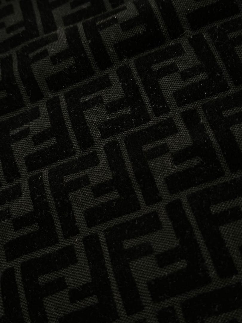 今月末出品終了 FENDIフェンディ　セットアップ　上（XS）下（44 S）