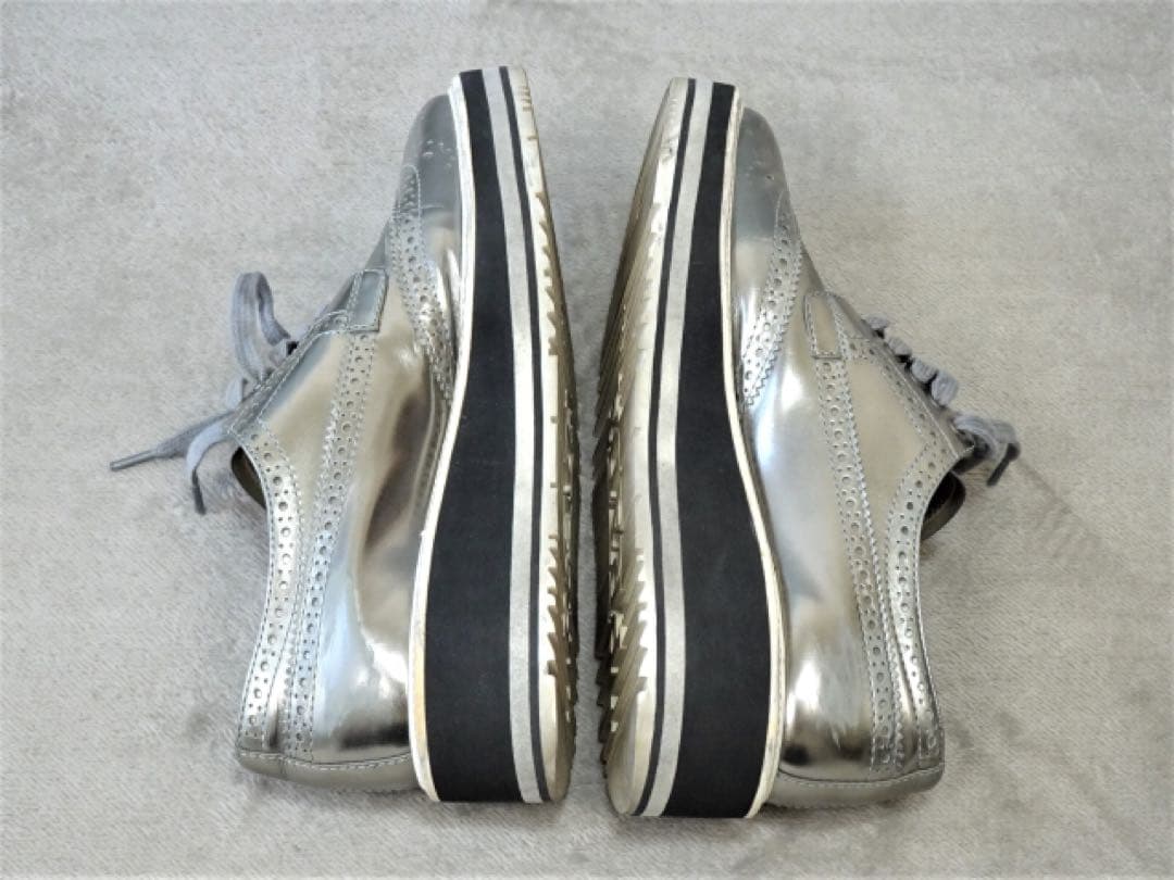 プラダ⭐︎シルバー 厚底 ウィングチップ　レースアップ レザーシューズ 361/2