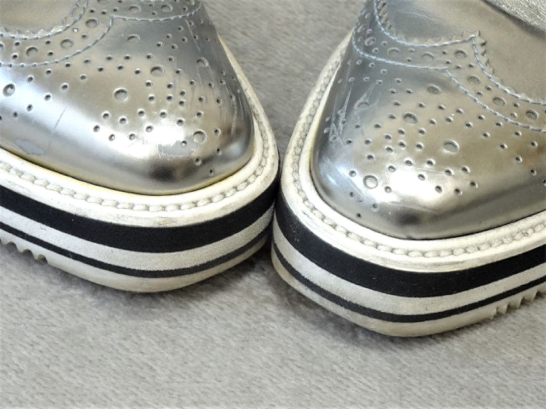 プラダ⭐︎シルバー 厚底 ウィングチップ　レースアップ レザーシューズ 361/2