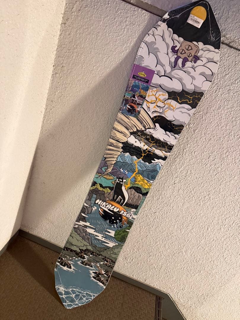 新品未使用KM4Kスノーボード24-25HIKALU156