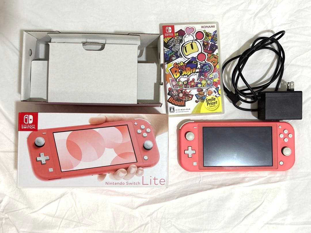 Nintendo Switch Lite (Coral) 本体+ソフト
