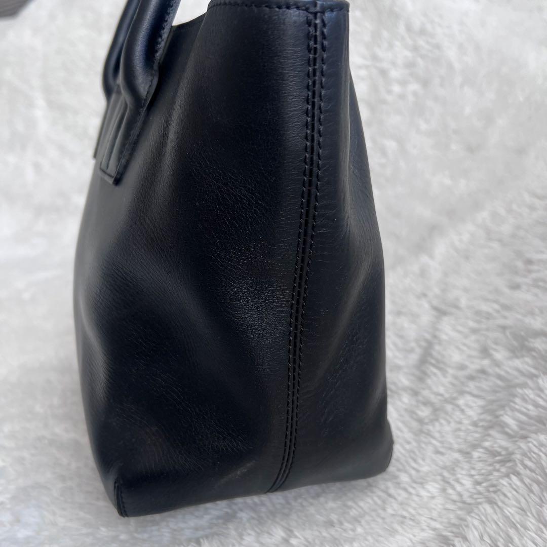 極美品 HIROFU ブラック レザートートバッグ　自立