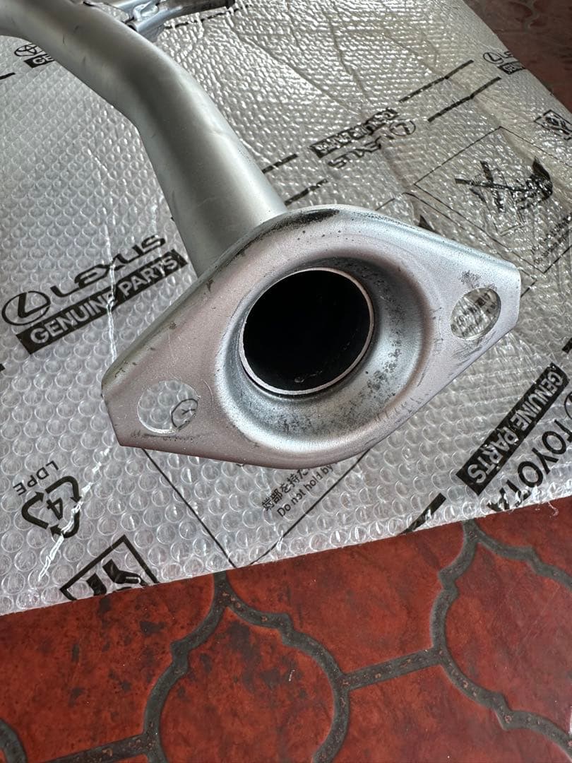 トヨタ50プリウス 純正マフラー
