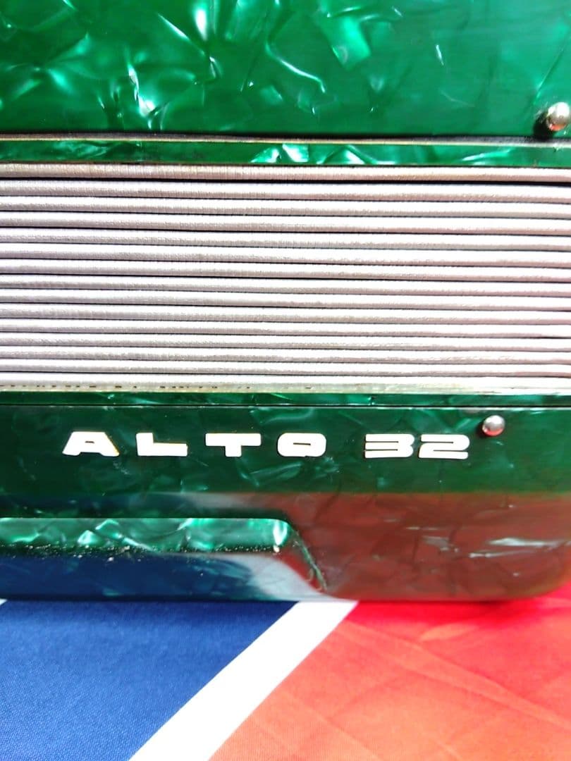 【整備済懐しい音色】Yamaha アルト アコーディオン A-32 32鍵