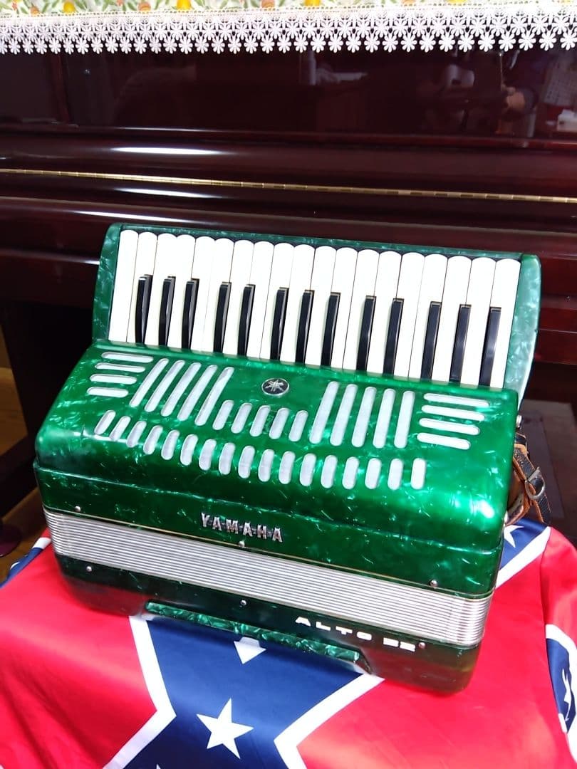 【整備済懐しい音色】Yamaha アルト アコーディオン A-32 32鍵