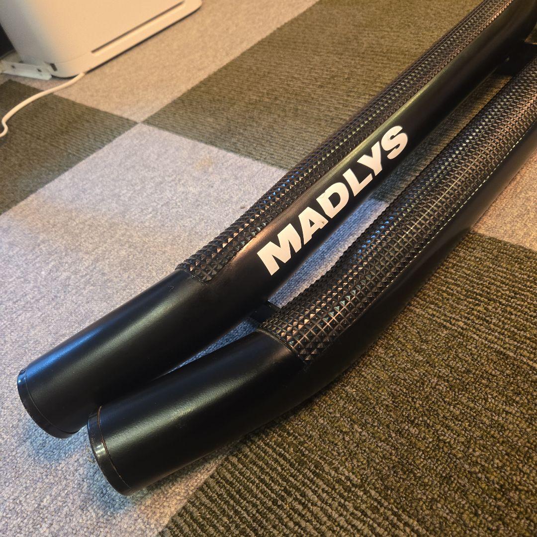 後期デリカD5MADLYS サイドステップTYPE-2 フロント、リヤセット