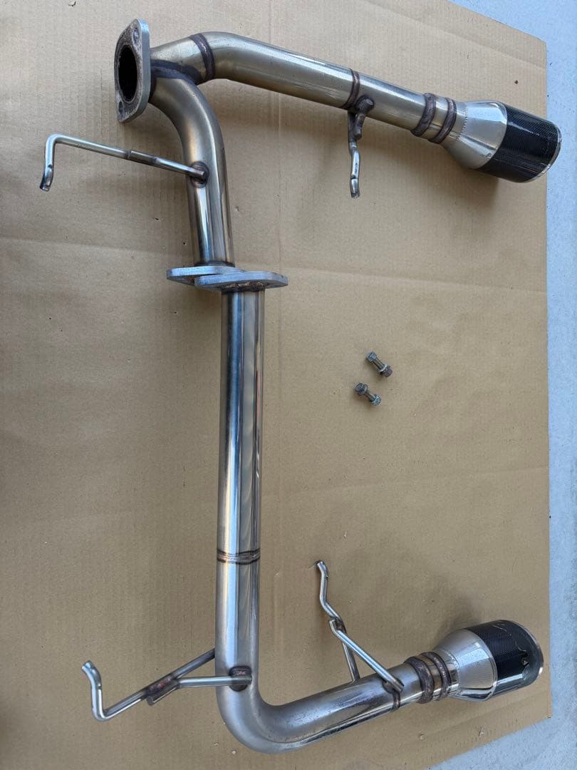 スイフトスポーツ　zc32s マフラー　ワンオフ