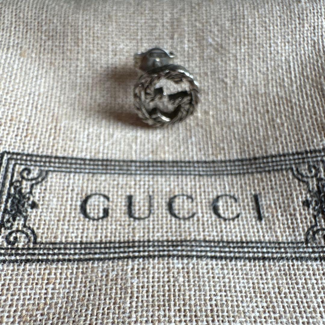 GUCCI シルバー片耳用ピアス