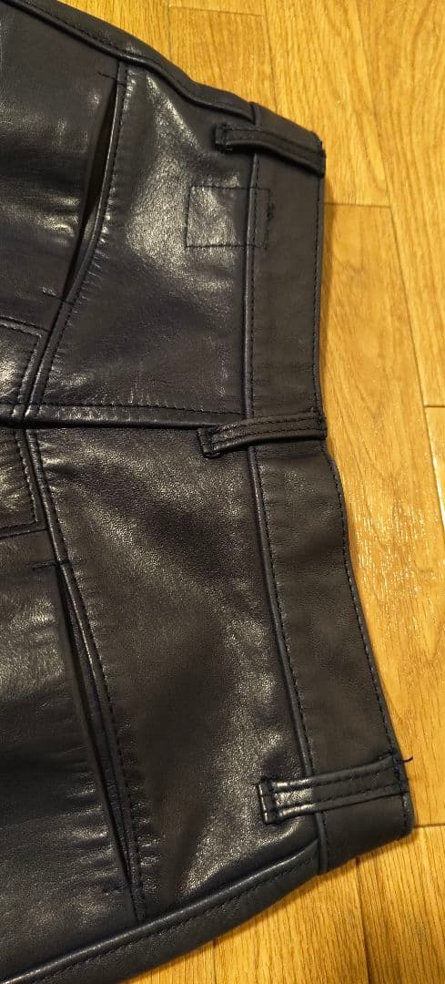 次*長様 値下げ! BRUNABOINNE レザー パンツ ネイビー