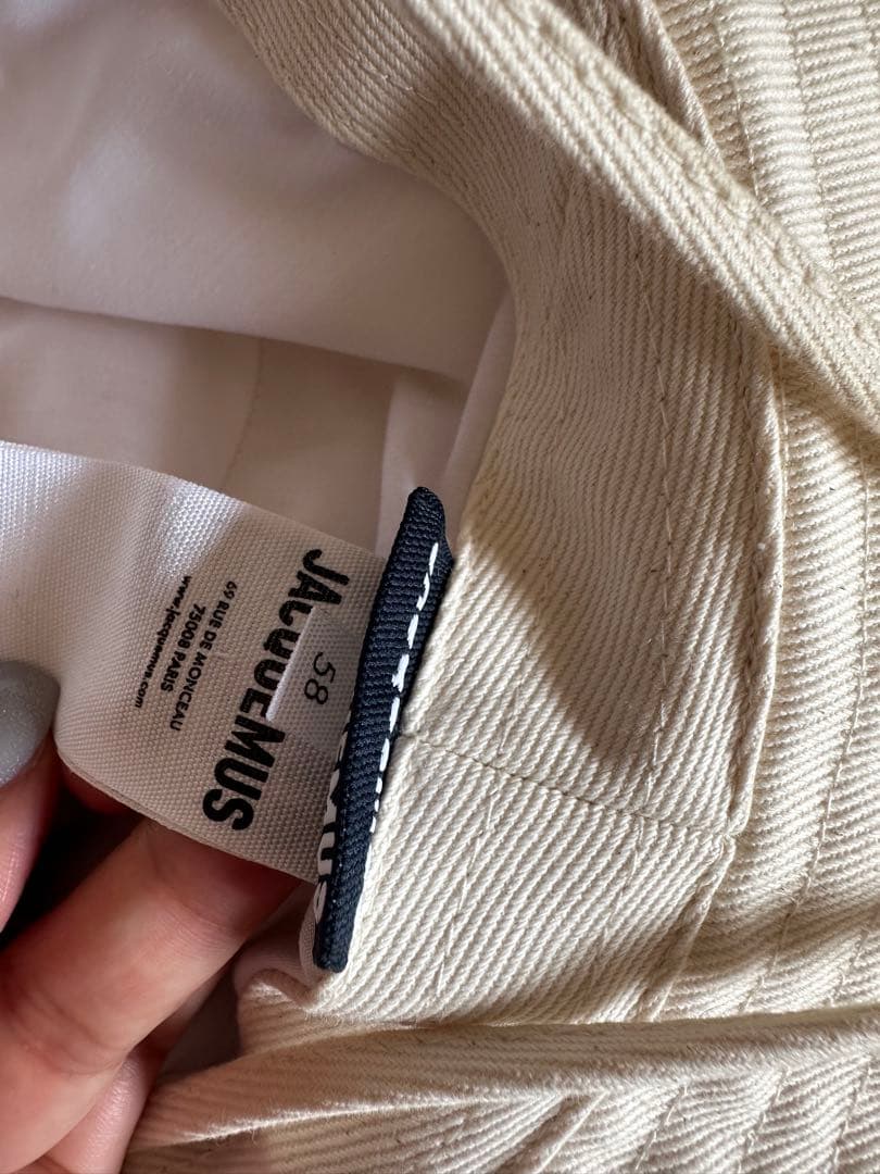 JACQUEMUS アイボリー バケットハット ル ボブ アーティショー