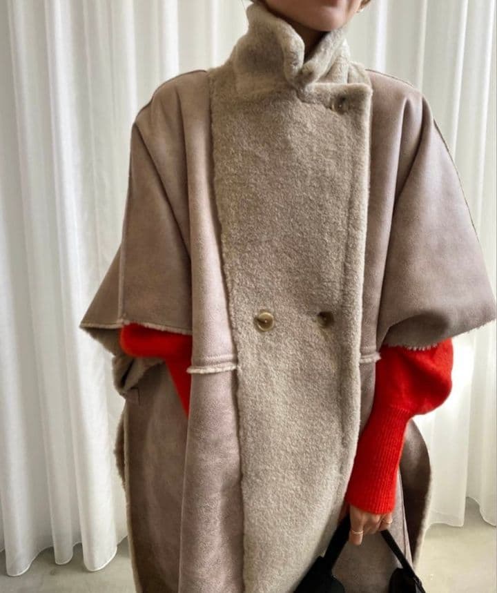 paripari様　AMERI　極美品　ベージュ　ポンチョコート　リバーシブル