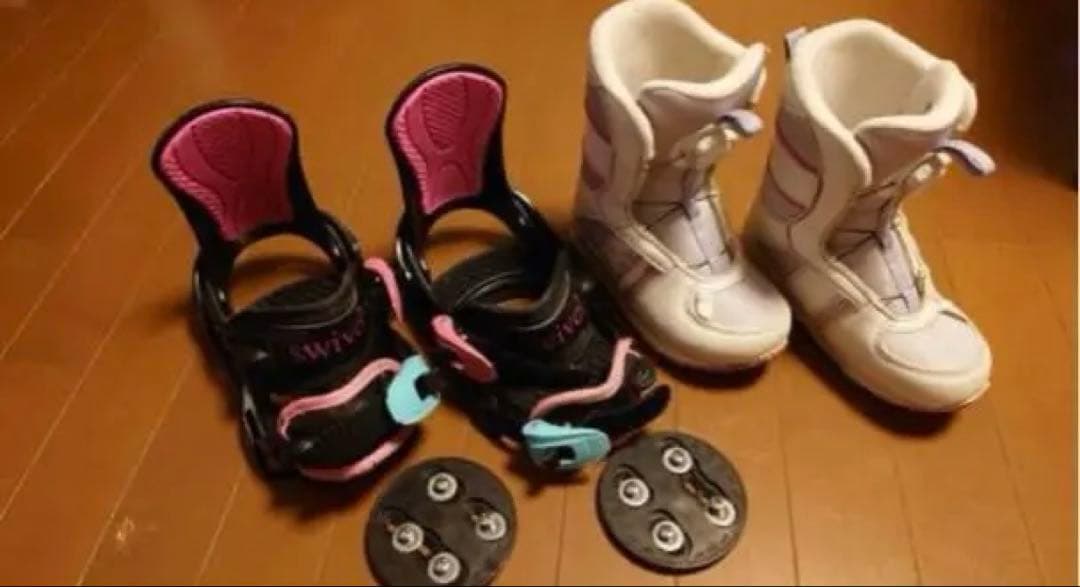 キッズSwivelスノーボードビンディングXS とK2ブーツ19.5cm