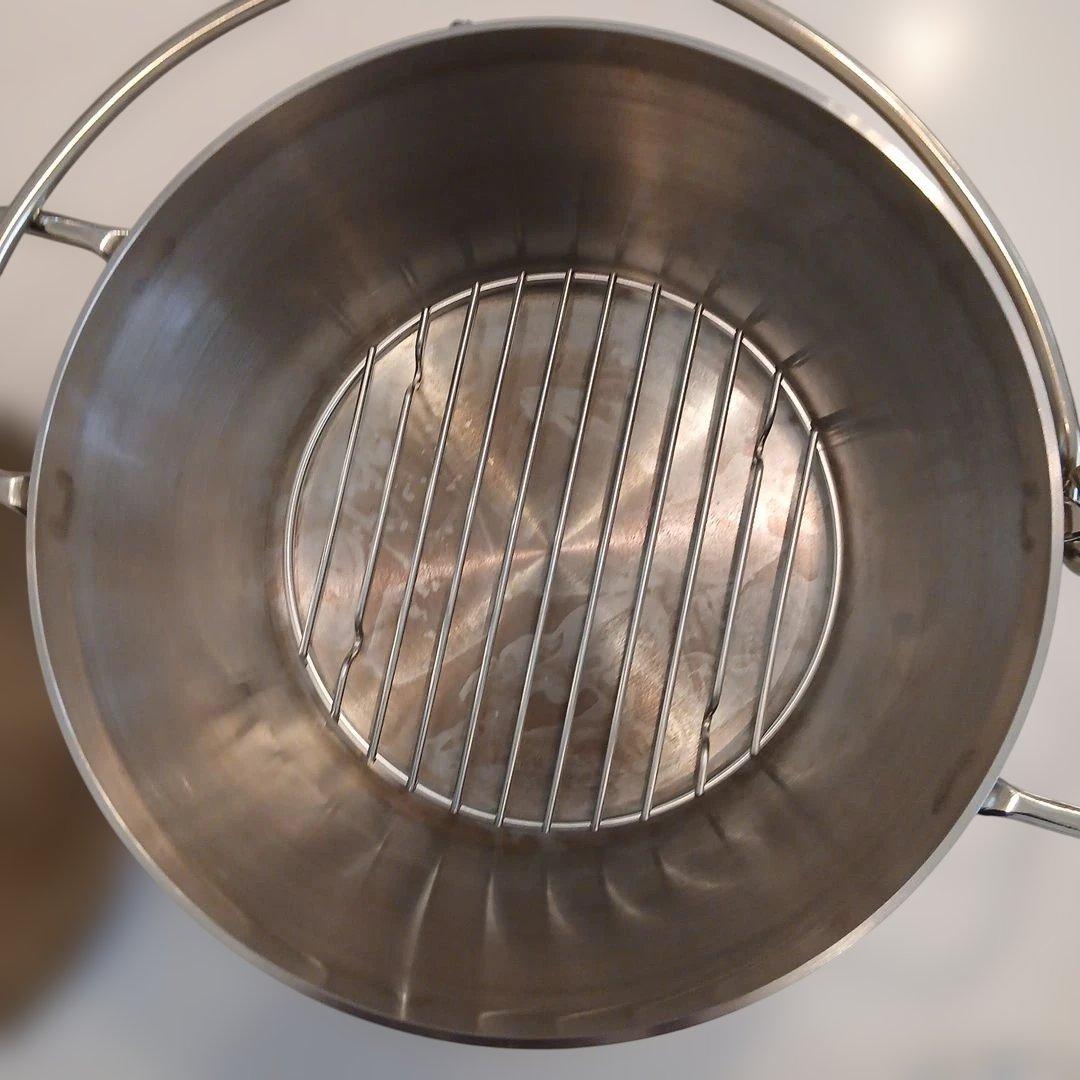 ソト(SOTO) 日本製 10インチ　ダッチオーブン ステンレス　ケース付き