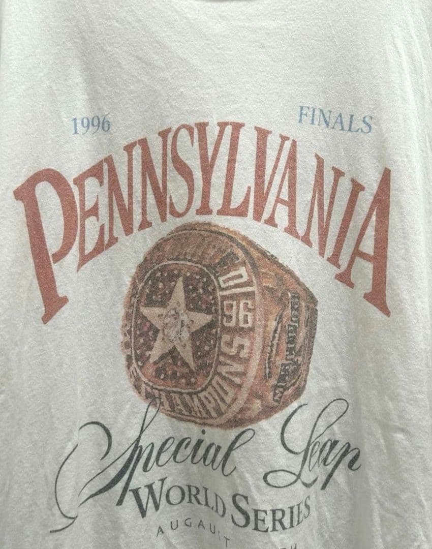 Deuxieme Classe Gratifying Tシャツ