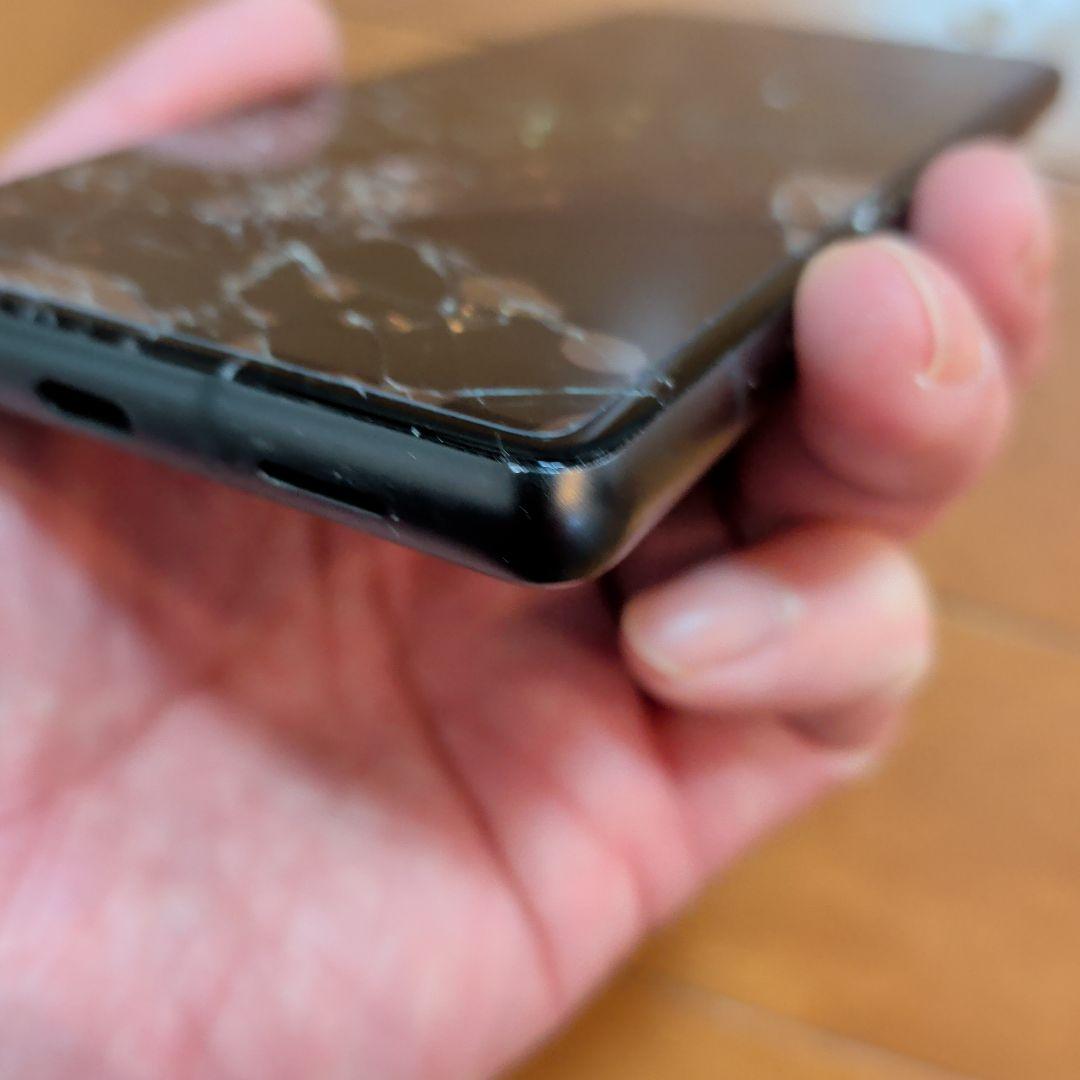 Google Pixel 7a ブラック 画面にひびあり