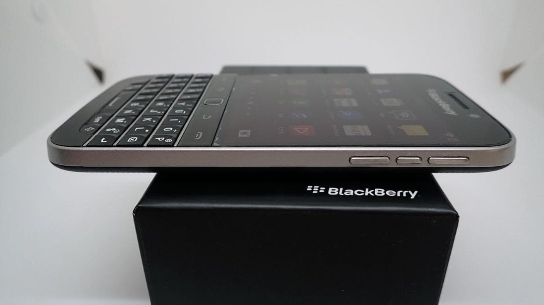超美品！ BlackBerry Q20 Classic ブラック 技適有り