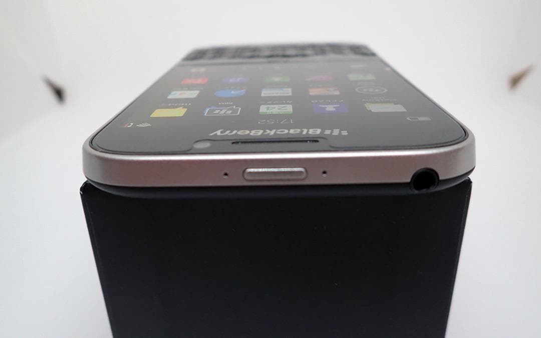 超美品！ BlackBerry Q20 Classic ブラック 技適有り