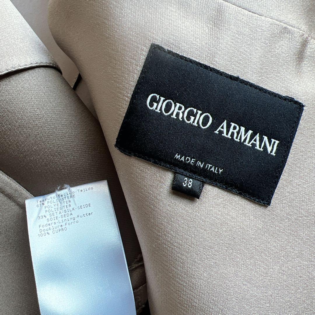美品　GIORGIOARMANIアルマーニ　シルク　トレンチコート 上品な光沢感