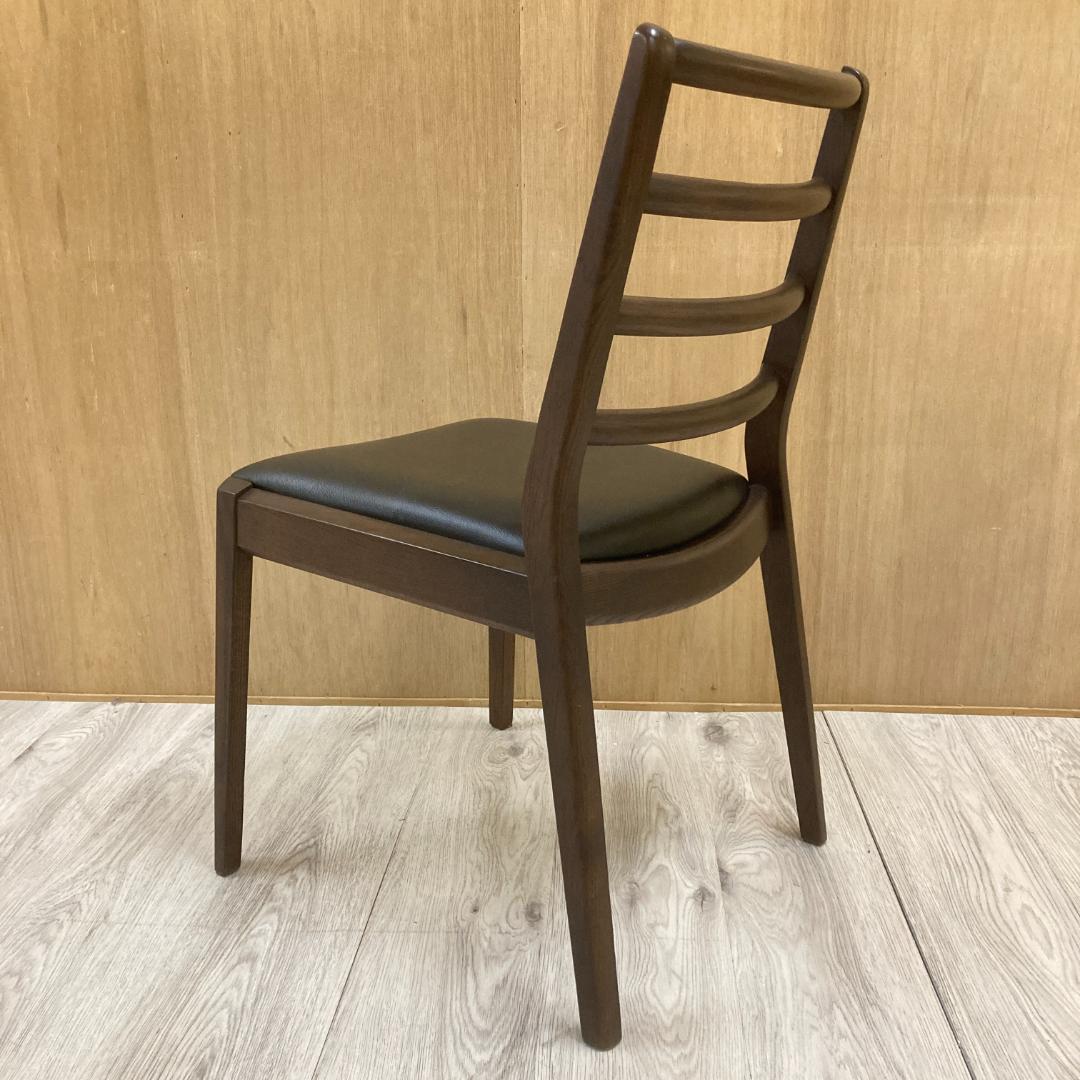 大塚家具　IDC　ダイニングチェア　シネマ　天然木 A
