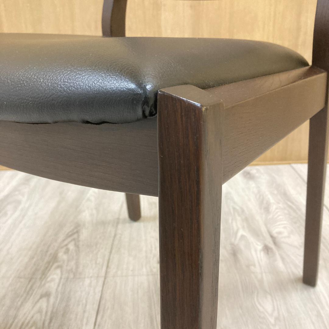 大塚家具　IDC　ダイニングチェア　シネマ　天然木 A