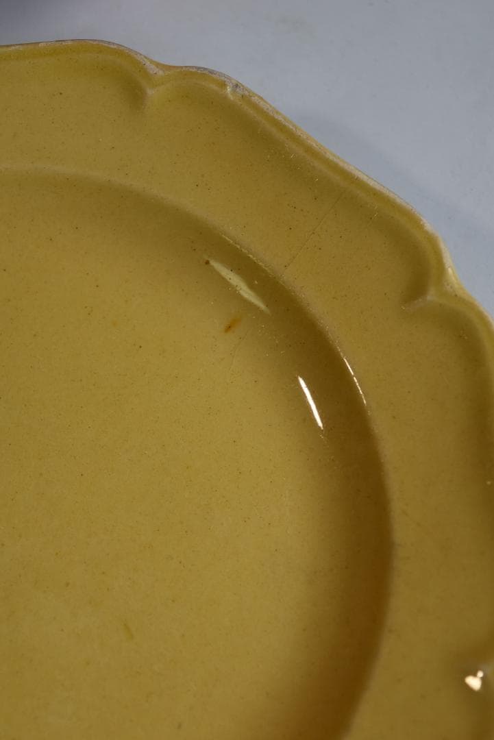 訳有3枚組　19世紀アプト窯　黄釉花リム　デセール皿　アンティーク　金継