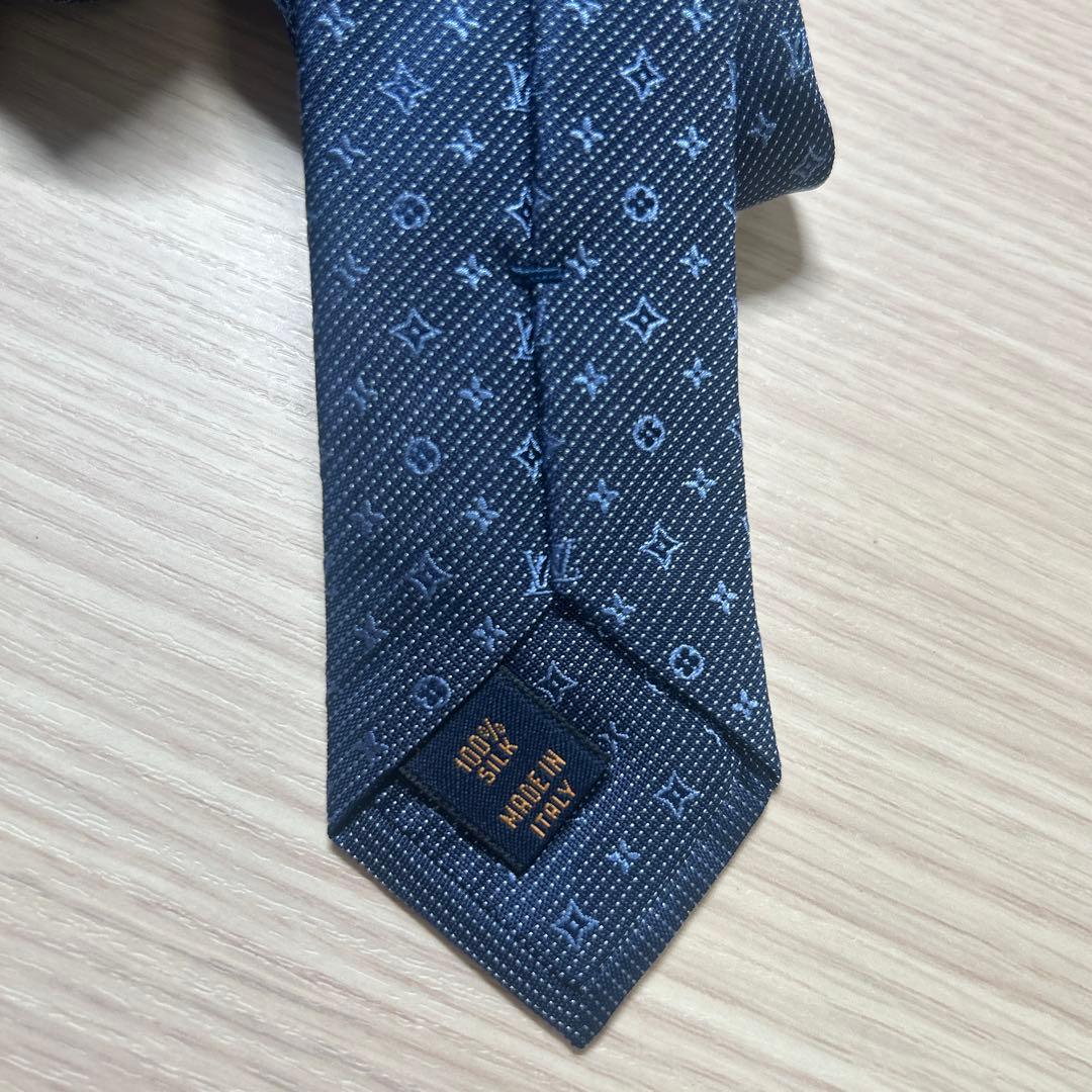 LOUIS VUITTON ネクタイ モノグラム ネイビー　美品