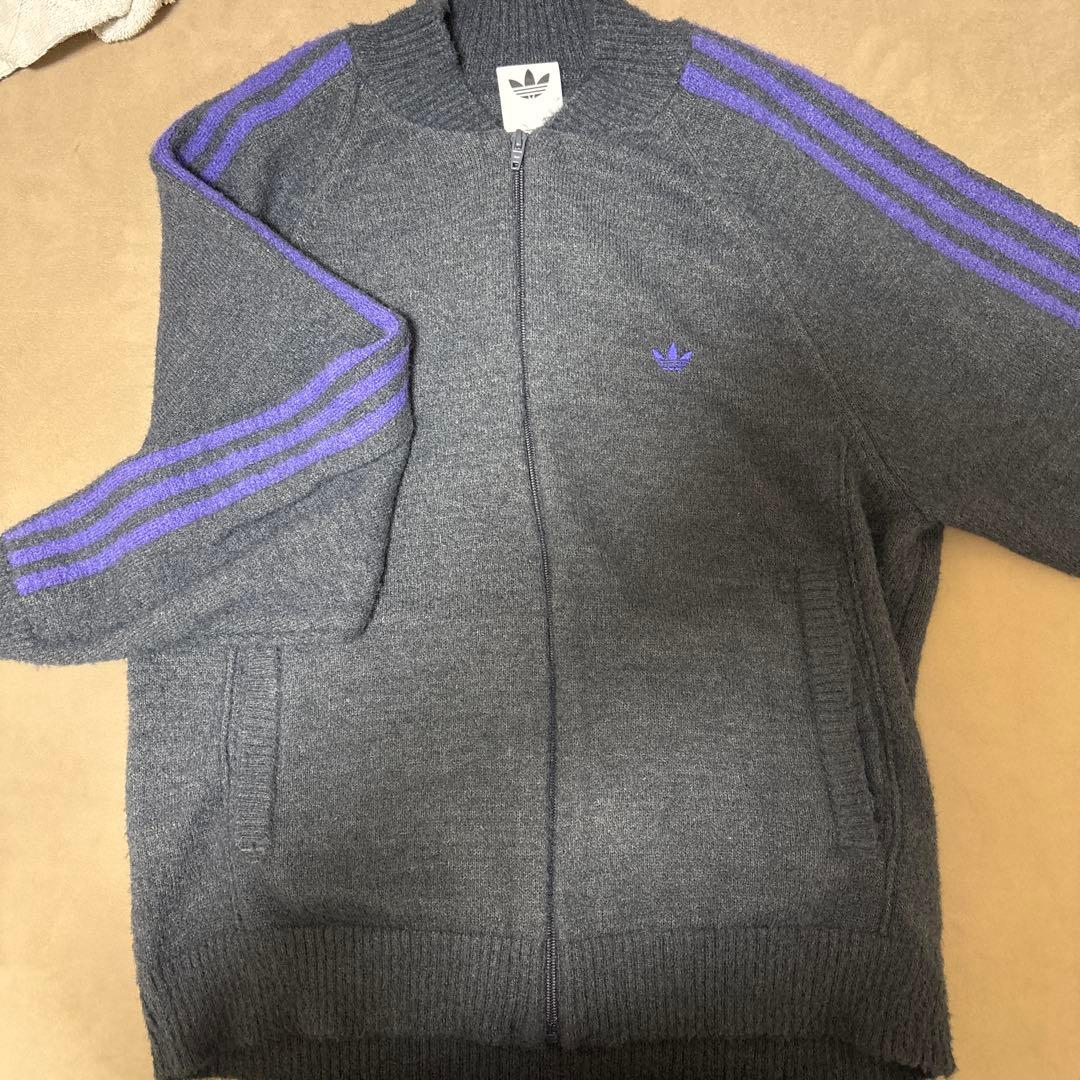 adidas ニットトラックトップ