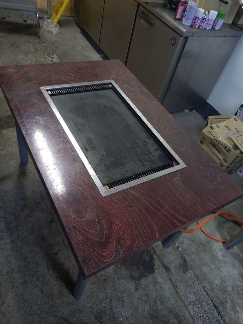 香取お好み焼き、鉄板テーブルLP