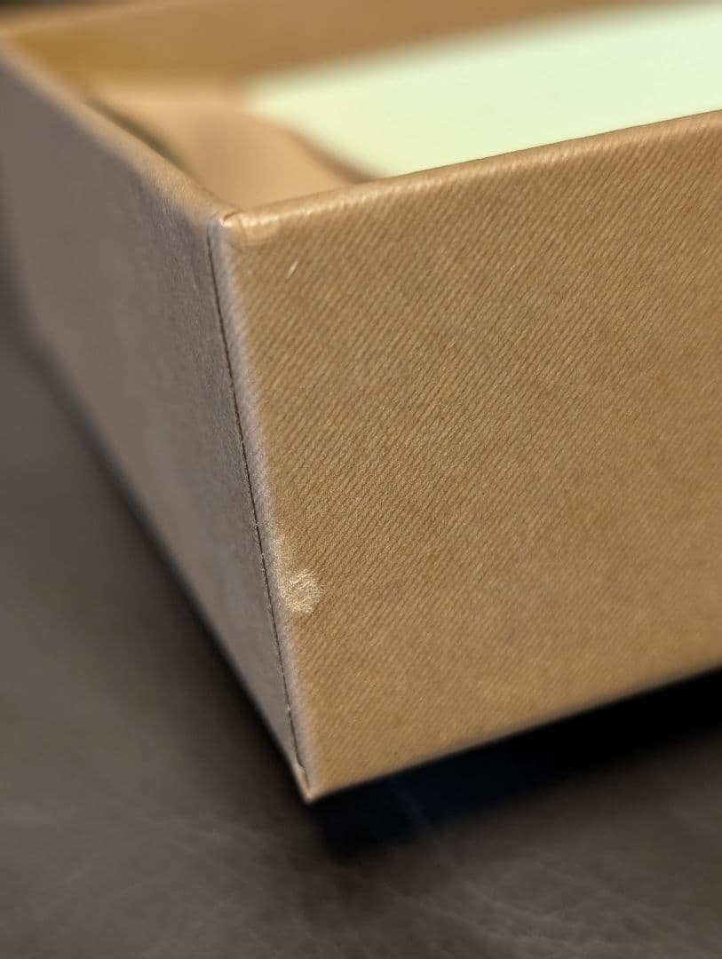 未使用 BURBERRY レザーキーケース レッド