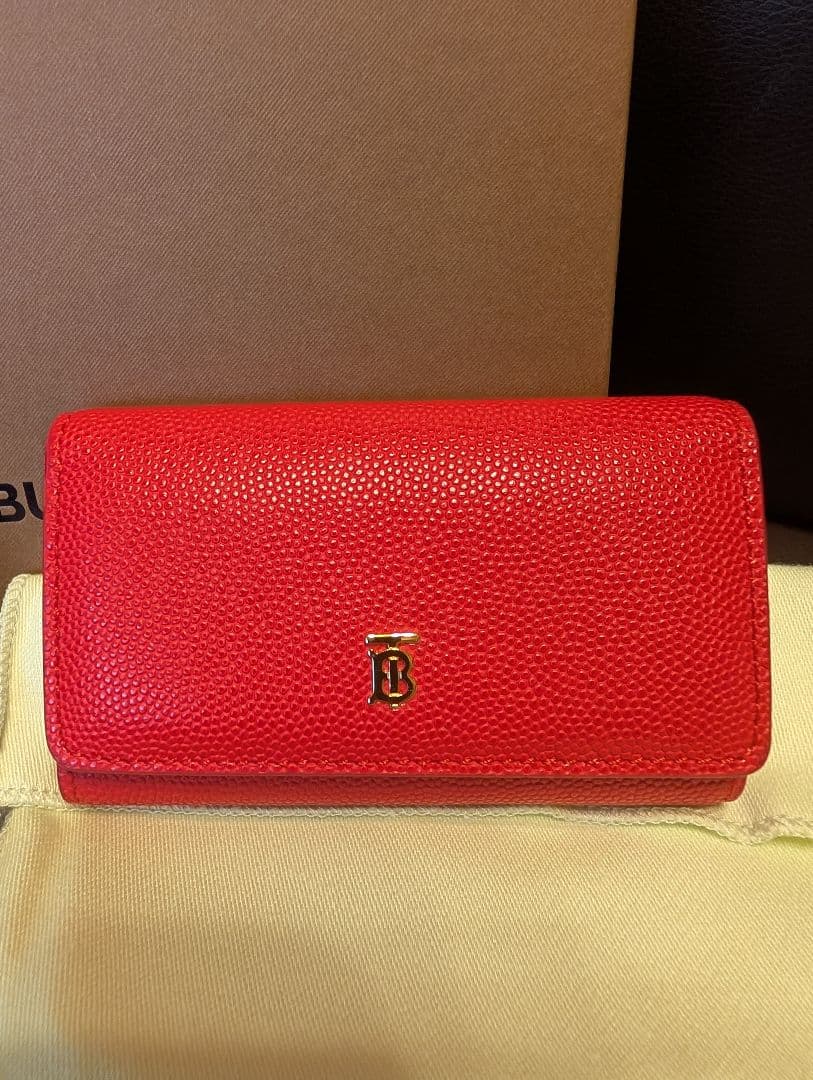 未使用 BURBERRY レザーキーケース レッド